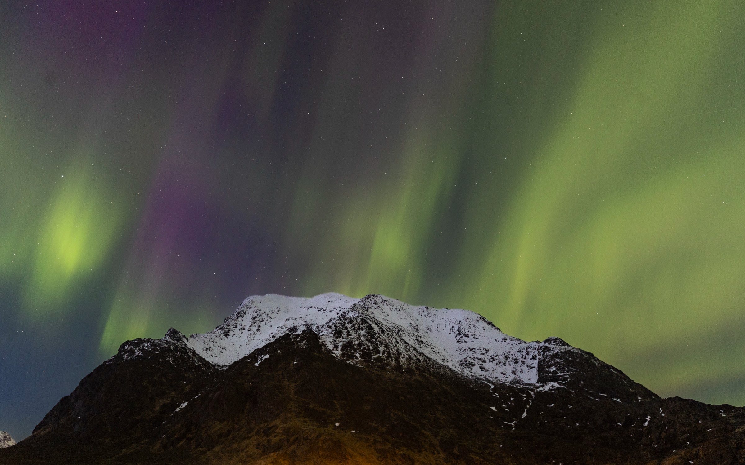 Aurora over the peaks