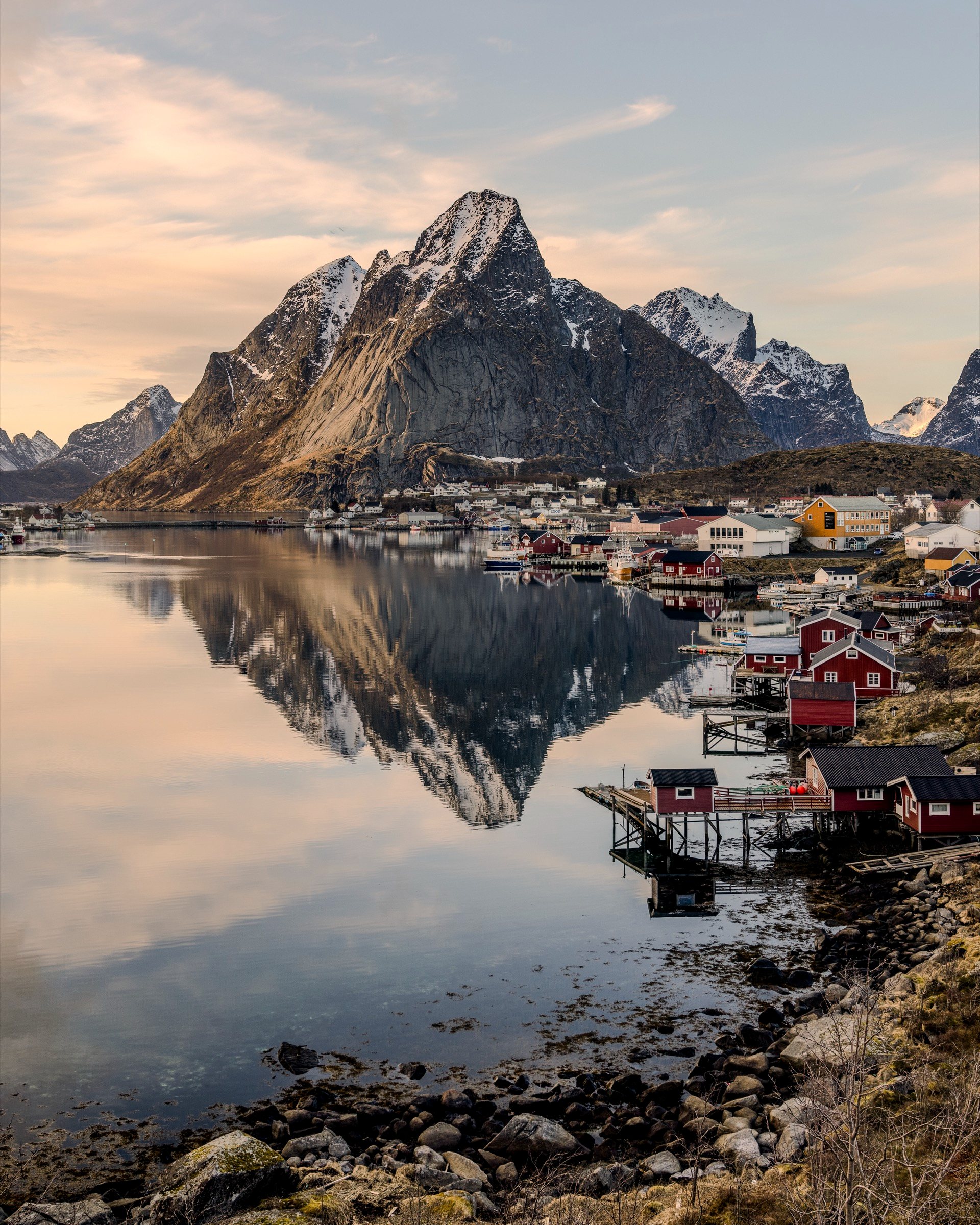Reine at dawn